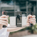 YELANGU PC02A Vlogging Live Broadcast Plastic Cage Video Rig Soporte estabilizador para producción cinematográfica para iPhone, Galaxy, Huawei, Xiaomi, HTC, LG, Google y otros teléfonos inteligentes, PC02A