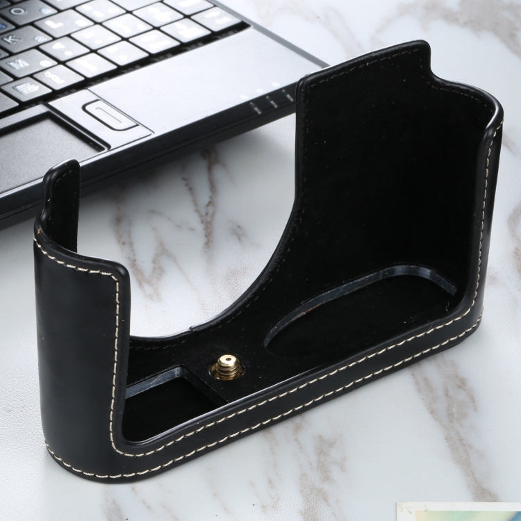 Base de media funda para cámara de cuero PU con rosca de 1/4 de pulgada para Leica Q2, For Leica Q2