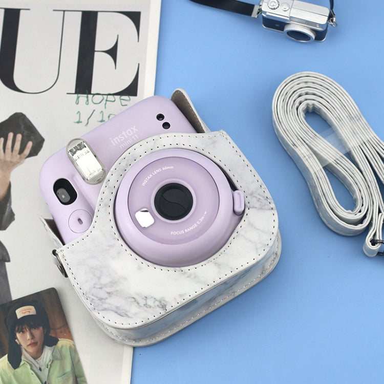 Para FUJIFILM instax mini 11 / 9 / 8 Funda de cuero de cuerpo completo de mármol Bolsa para cámara con correa