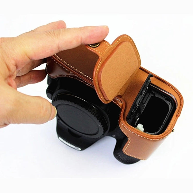 Base de media funda para cámara de cuero PU con rosca de 1/4 de pulgada para Canon EOS 80D / 70D, For Canon EOS 80D