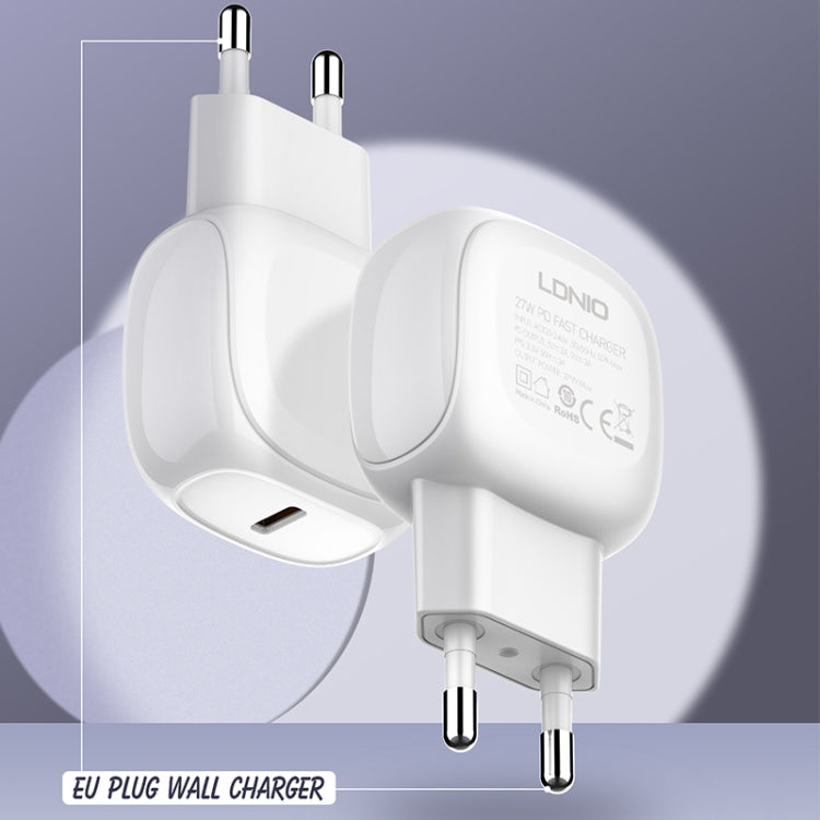 Cargador rápido LDNIO A1206C PD27W USB-C / Type-C con cable de 8 pines de 1 m, EU Plug