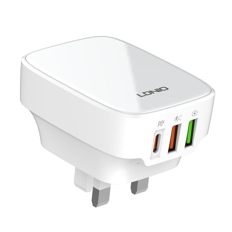 Cargador LDNIO Q334 de 32 W tipo C + puerto USB doble con cable de datos USB-C/Tipo C a USB-C/Tipo C, EU Plug, UK Plug, US Plug