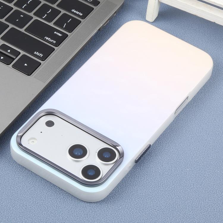 Funda para teléfono DFANS DESIGN Cloud Series con textura de pluma y resistente a los golpes, For iPhone 17 Pro Max