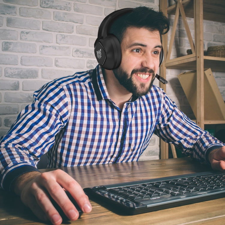 ONIKUMA K19 Auriculares para juegos ajustables con luz de enchufe único y micrófono