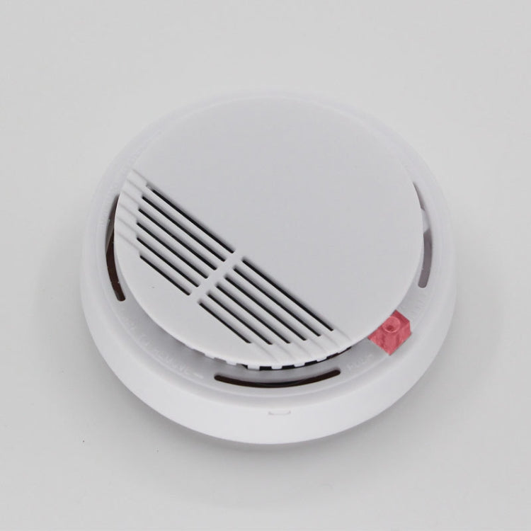 SS-168 Detector de alarma de humo contra incendios que funciona con baterías First Alert