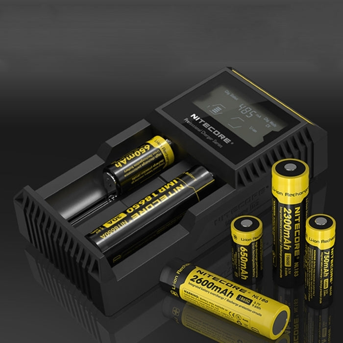 Nitecore D2 Cargador inteligente Digi Smart con indicador LED para baterías 14500, 16340 (RCR123), 18650, 22650, 26650, Ni-MH y Ni-Cd (AA, AAA), D2
