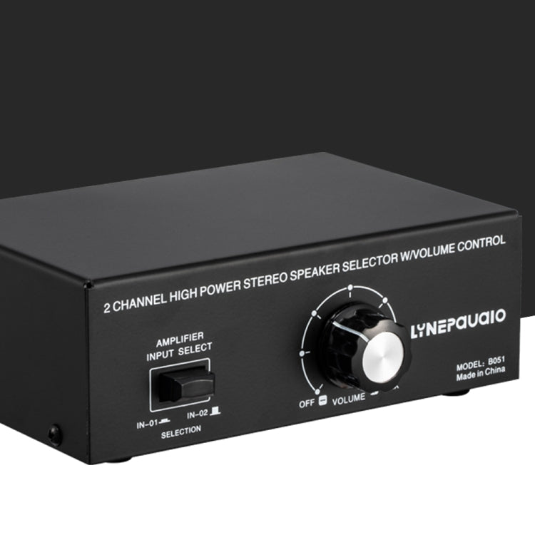 B051 Amplificador de potencia de 2 entradas y 1 salida y conmutador de selección de altavoz Salida con ajuste de volumen 2 amplificadores de potencia Conmutador de audio Comparador de distribución de interruptores, B051