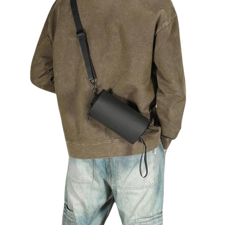 Bolsa de transporte y almacenamiento portátil para la cámara DJI Osmo Nano y sus accesorios.