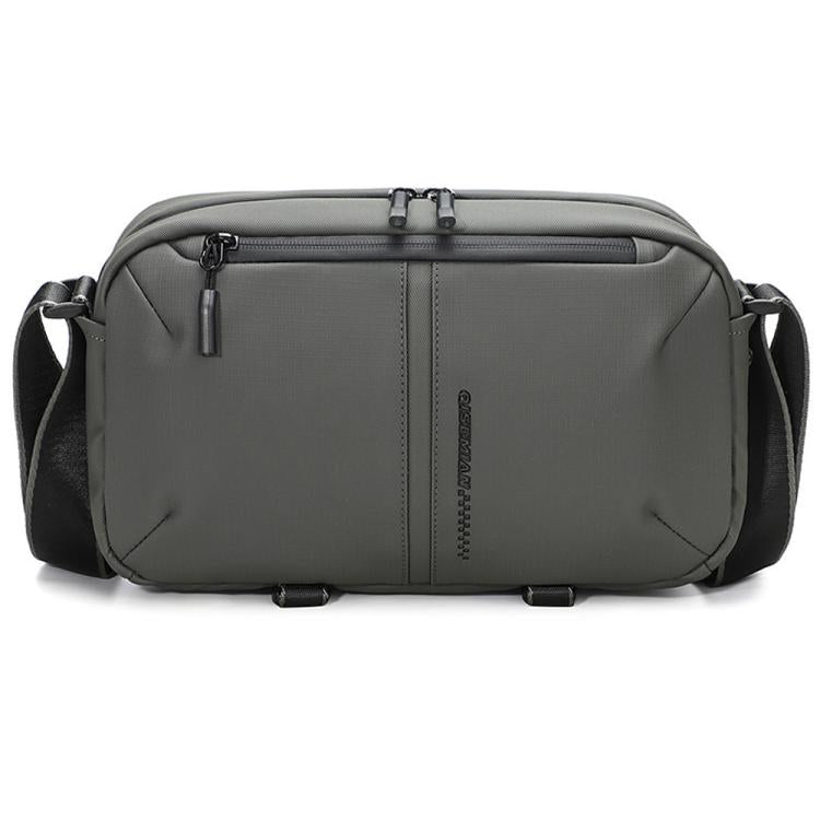 Bolso bandolera individual para cámara QISEMIAN para hombre con divisores extraíbles integrados para equipos digitales.
