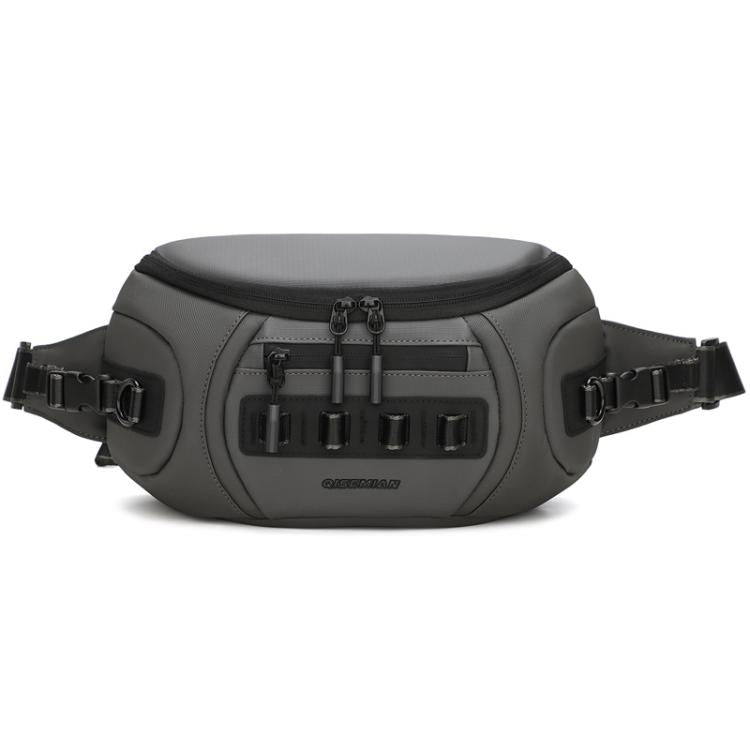 Bolso bandolera QISEMIAN para hombre con divisores extraíbles, ideal para desplazamientos urbanos.
