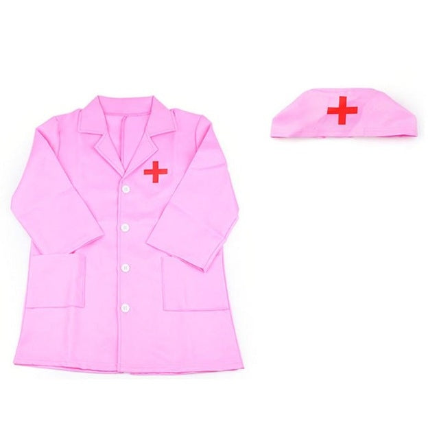 Pequeñas enfermeras sirven a los médicos, experiencia de cosplay, ropa con juguetes y regalos para niños